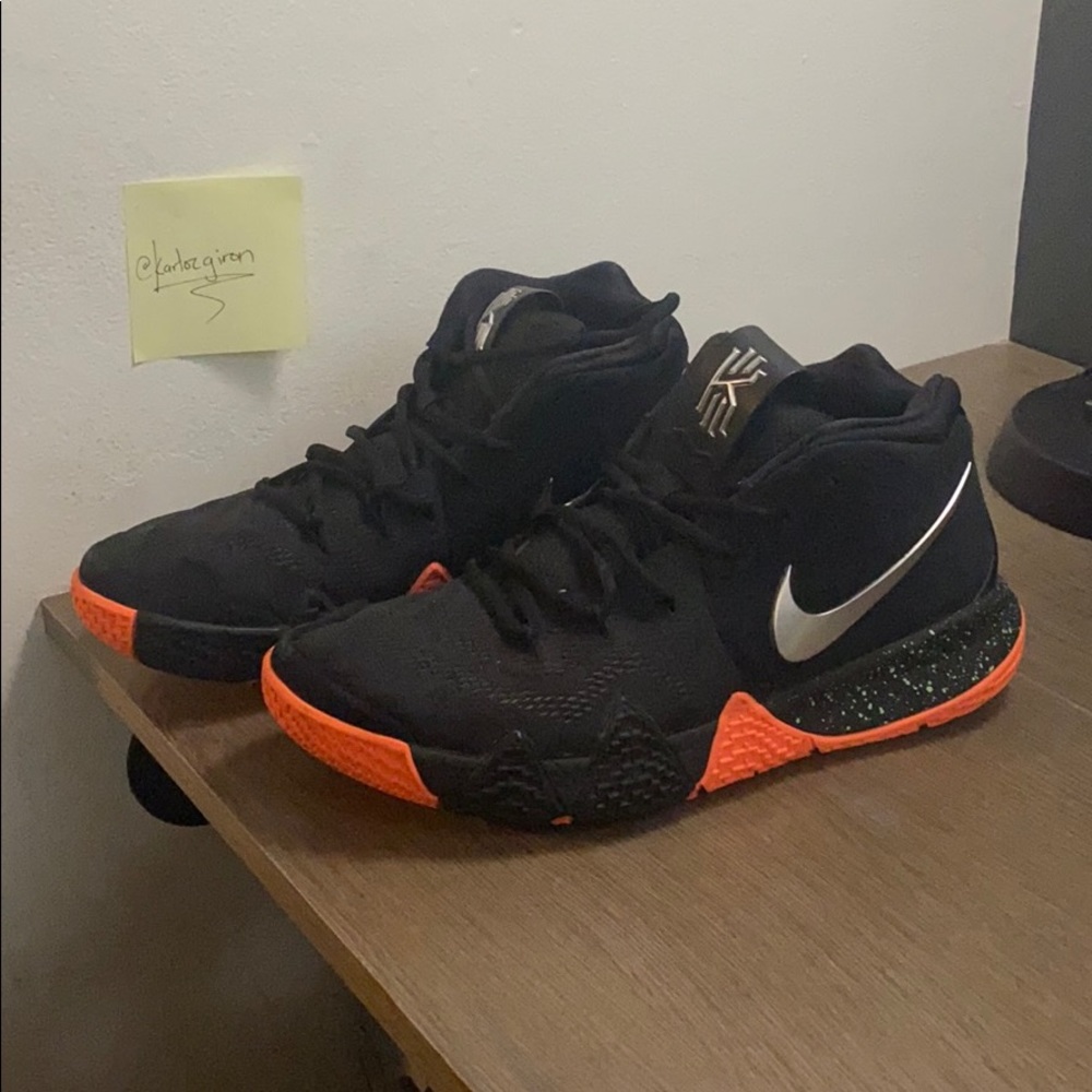 Nike Kyrie 4 Black/Orange (Size 9.5)